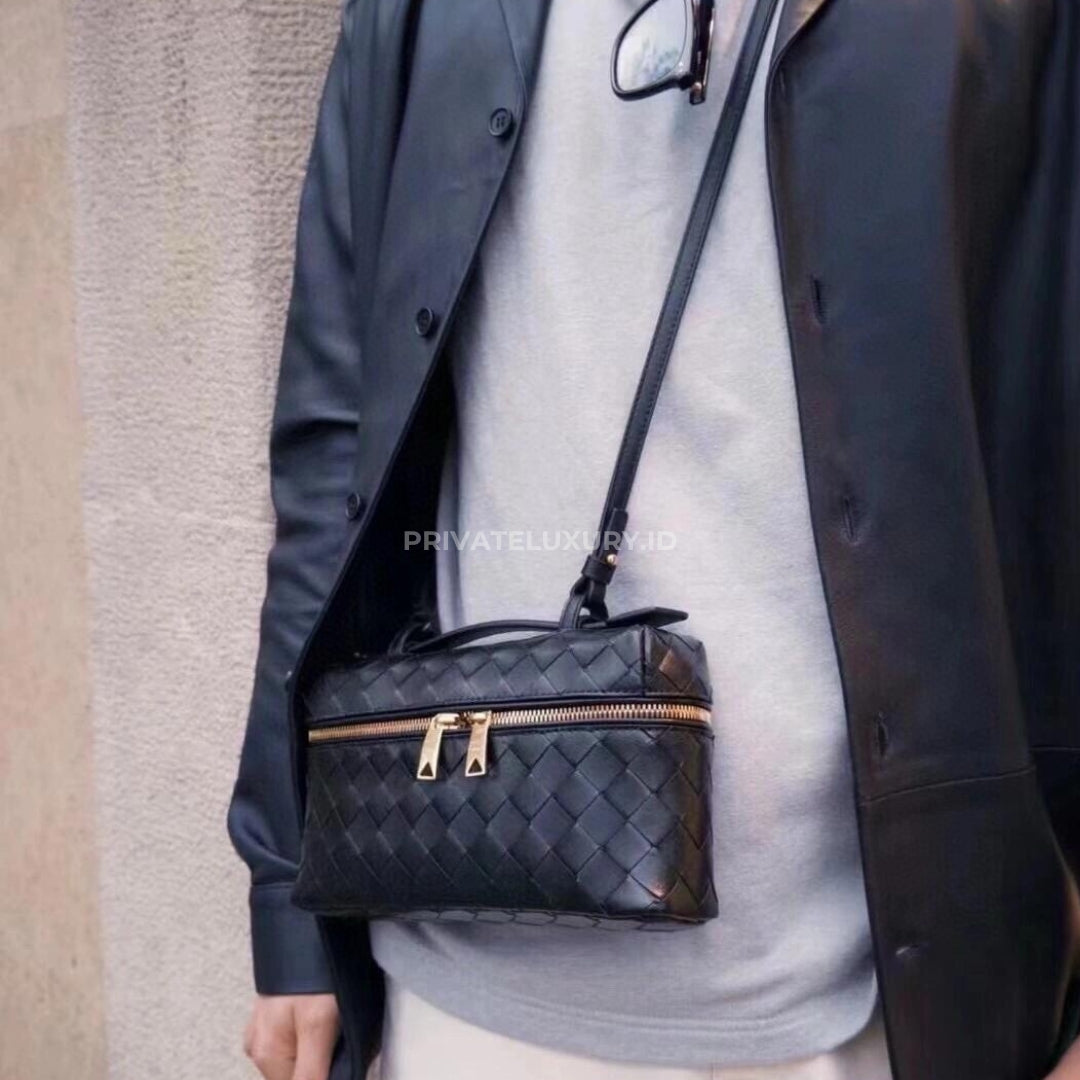 Bang Bang Vanity Case