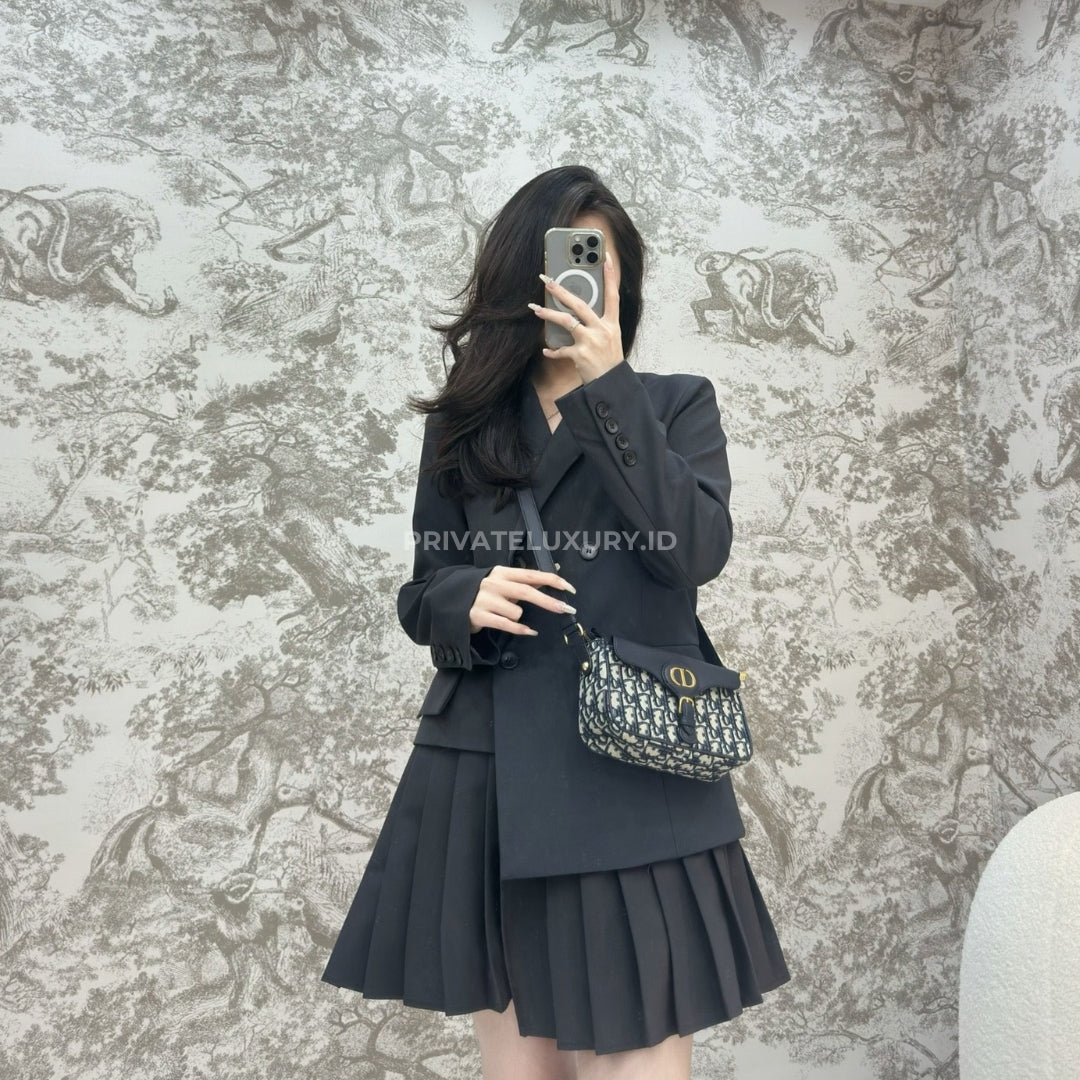 Small 30 Montaigne Pocket Bag