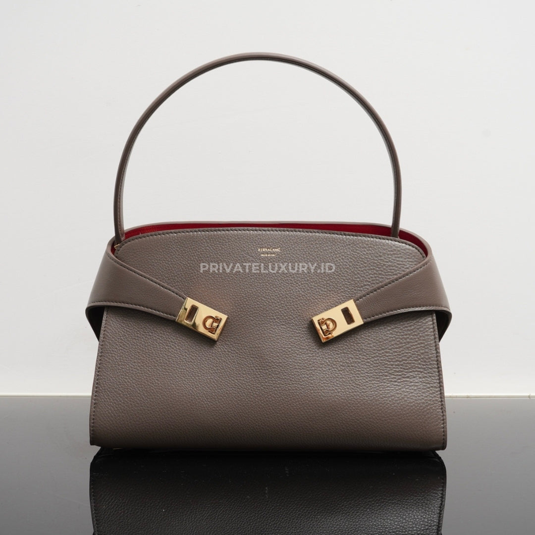 Hug Soft Bicolor Shoulder Bag (M)