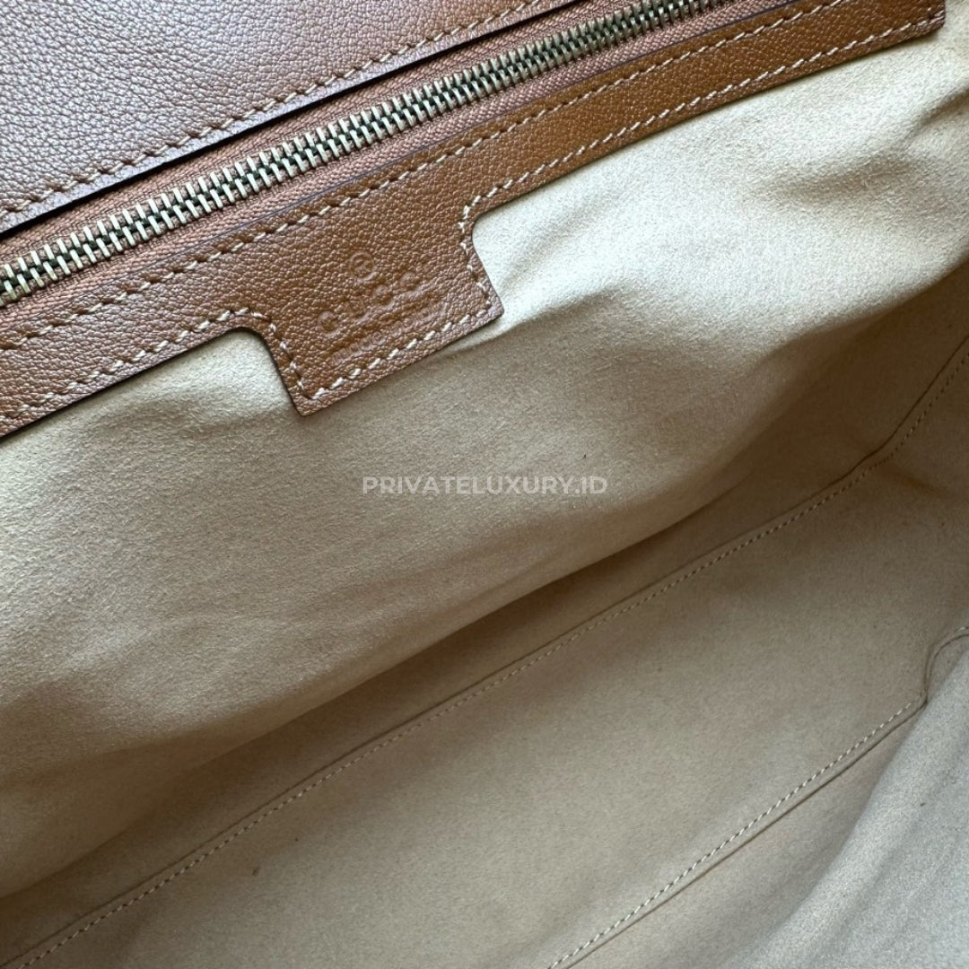 Gucci Diana Medium Shoulder Bag