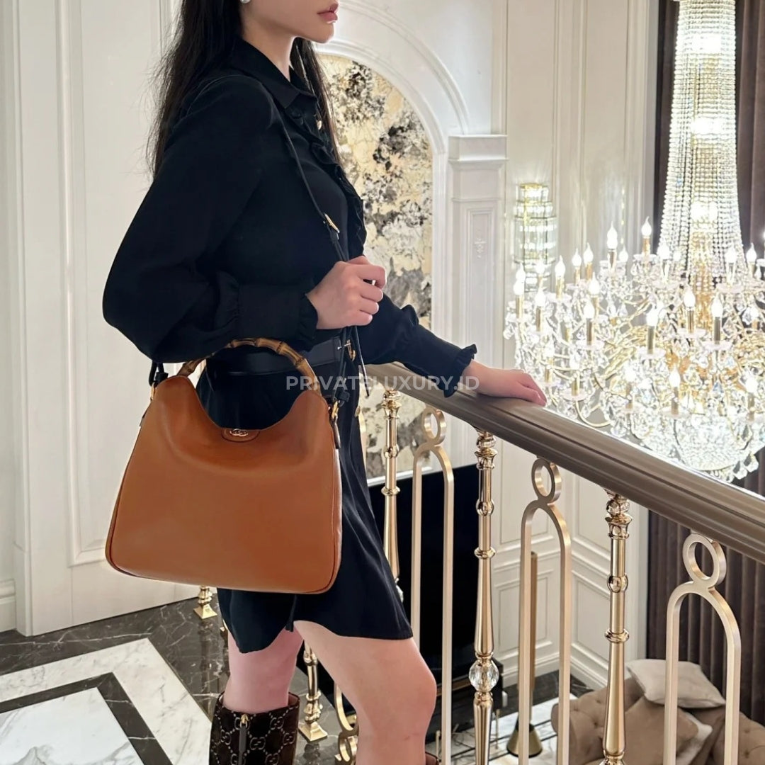 Gucci Diana Medium Shoulder Bag