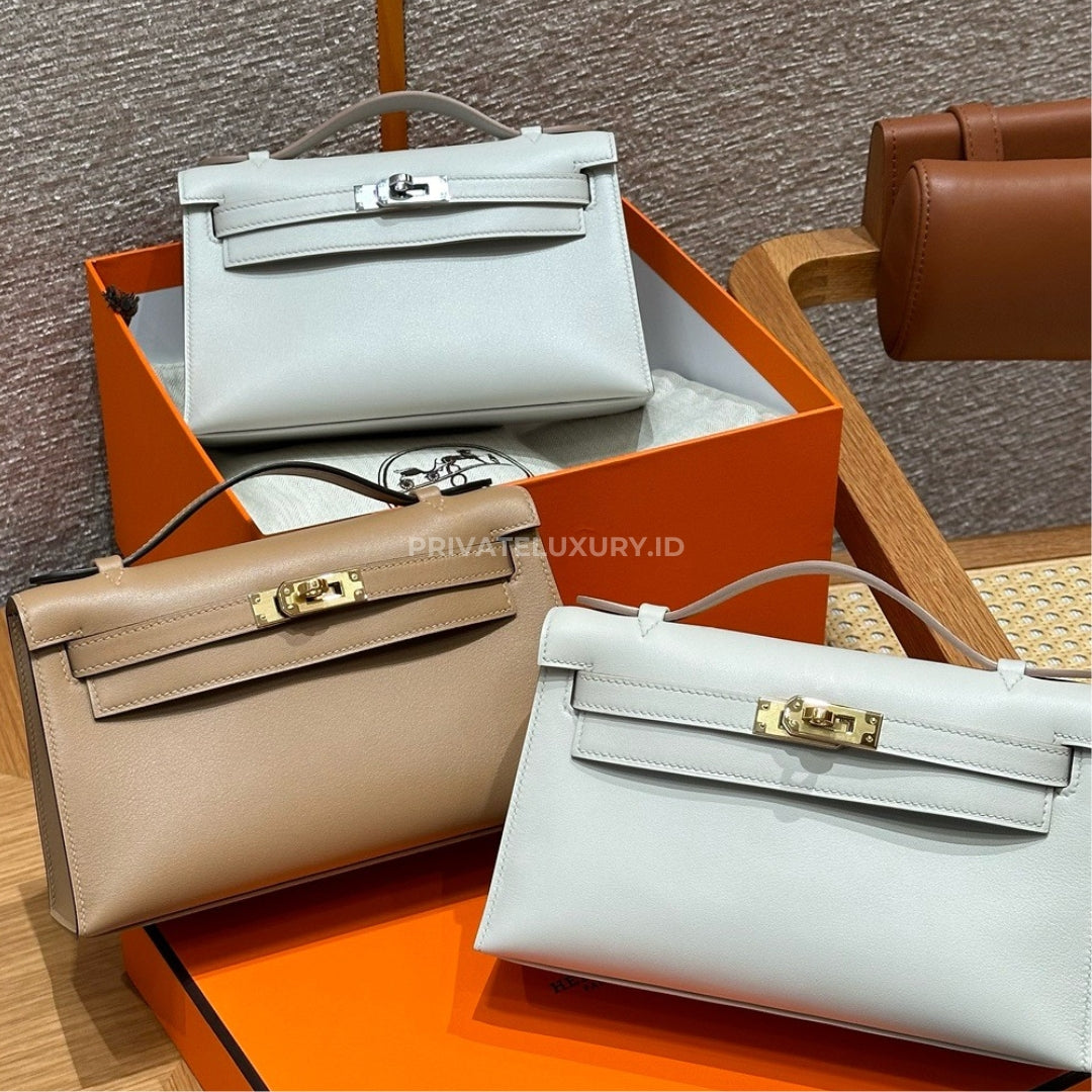 Kelly Pochette