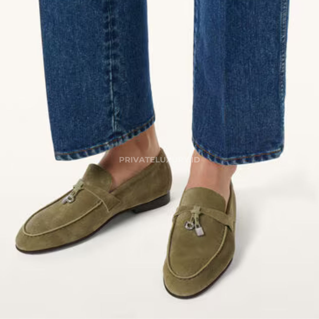 Joan Loafer