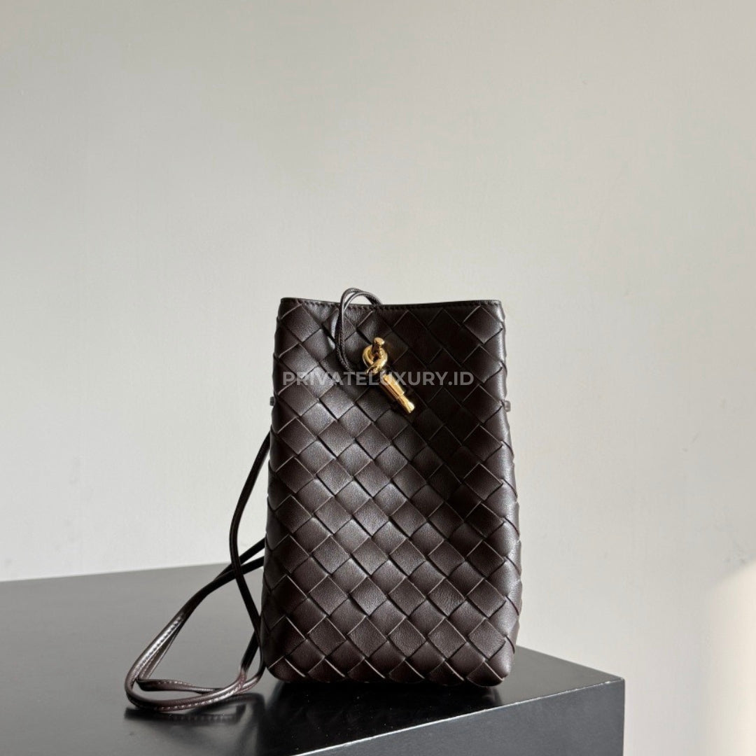 Andiamo Phone Pouch