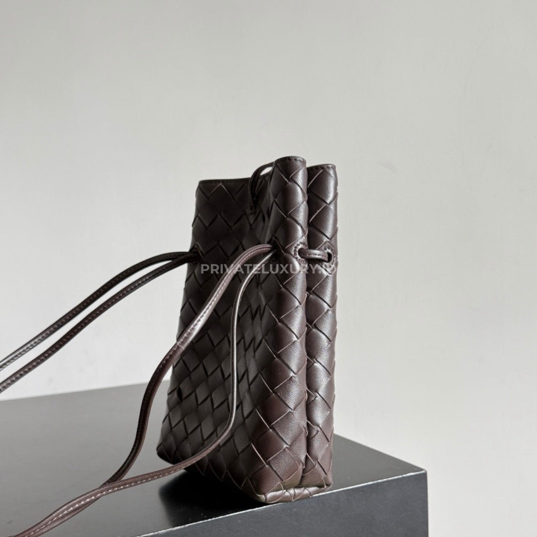 Andiamo Phone Pouch