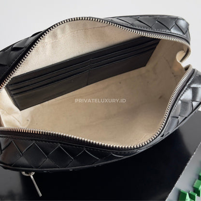 Intrecciato Pouch With Wristlet