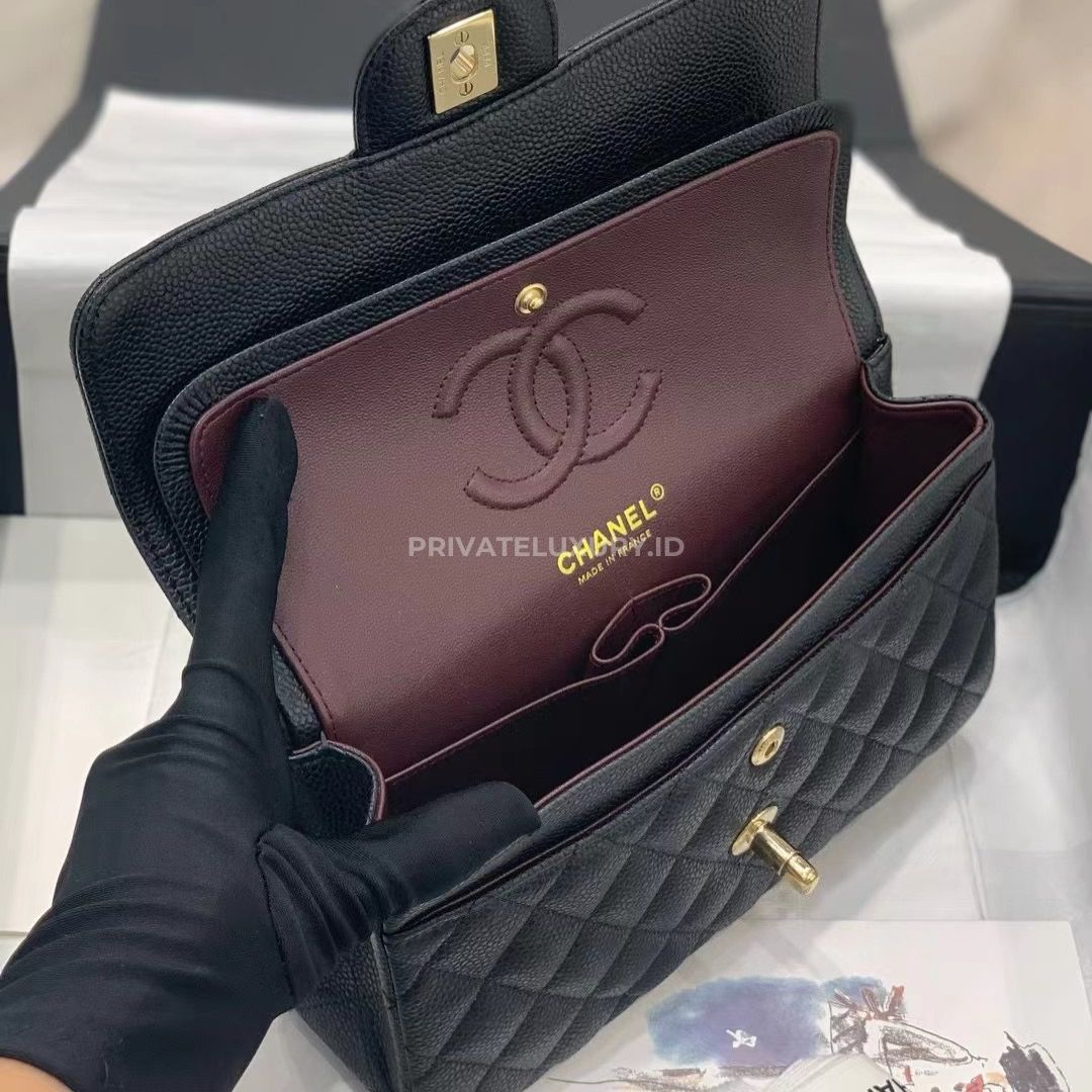 Small Classic Handbag Caviar