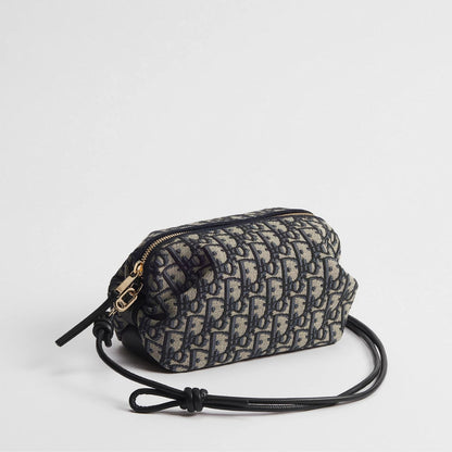 Bow Pouch