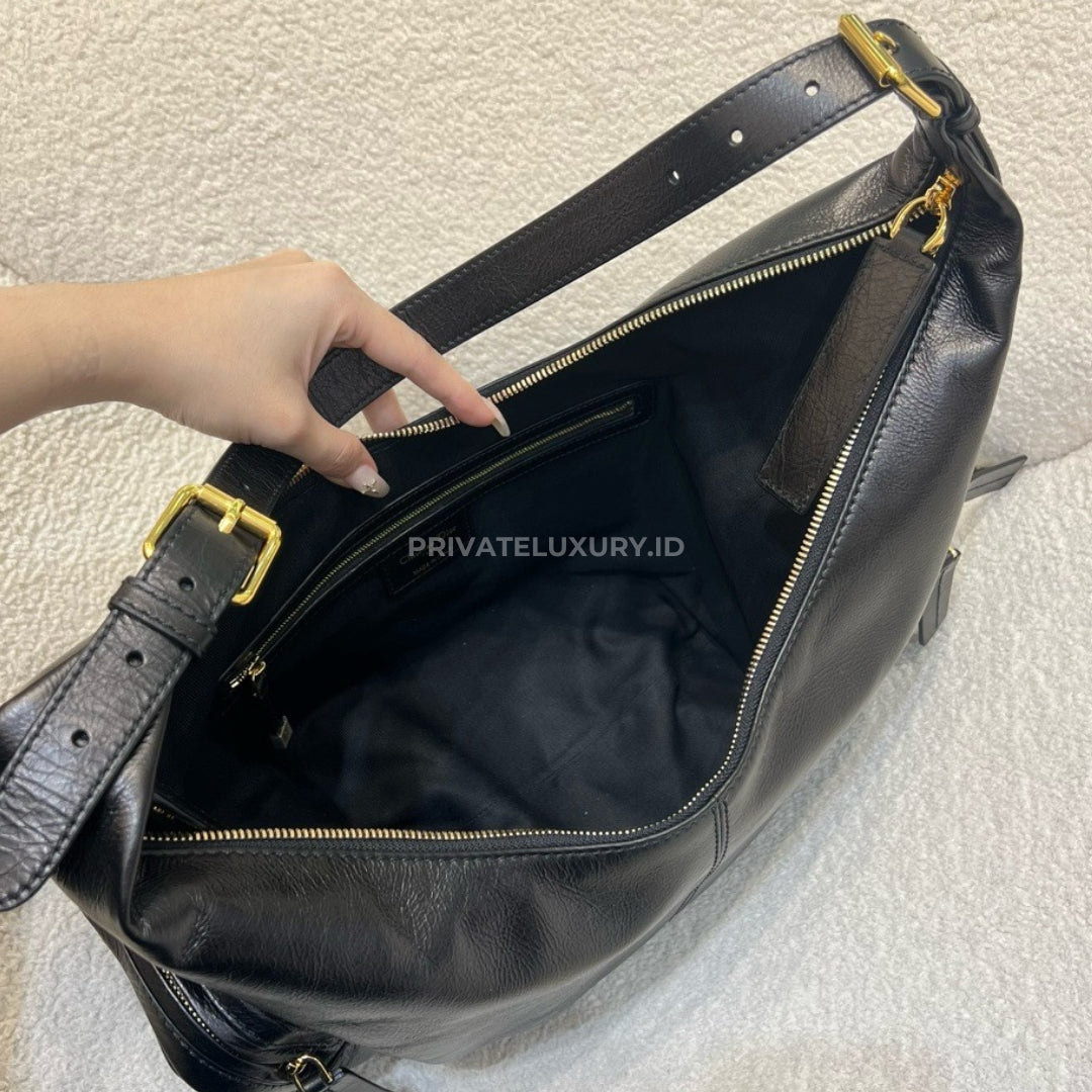Medium Grand Tour Multipocket Bag