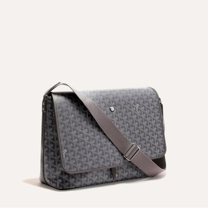 Capetien MM Messenger Bag