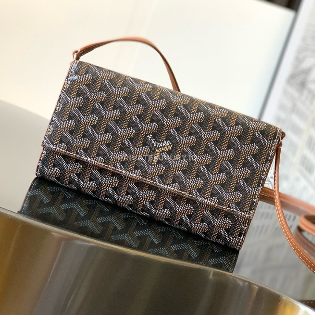 Varenne Continental Wallet