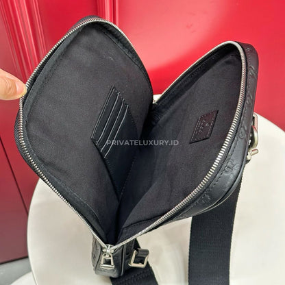 GG Emblem Small Crossbody Bag