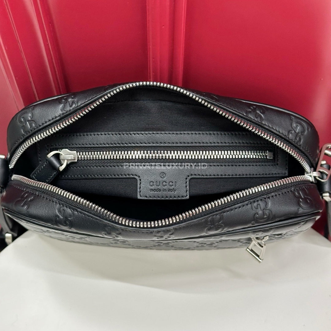 GG Emblem Small Crossbody Bag