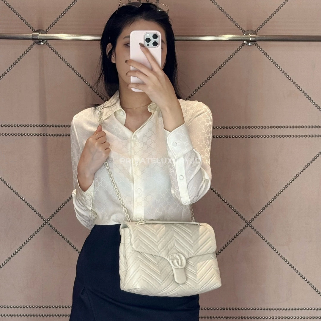 GG Marmont Medium Shoulder Bag