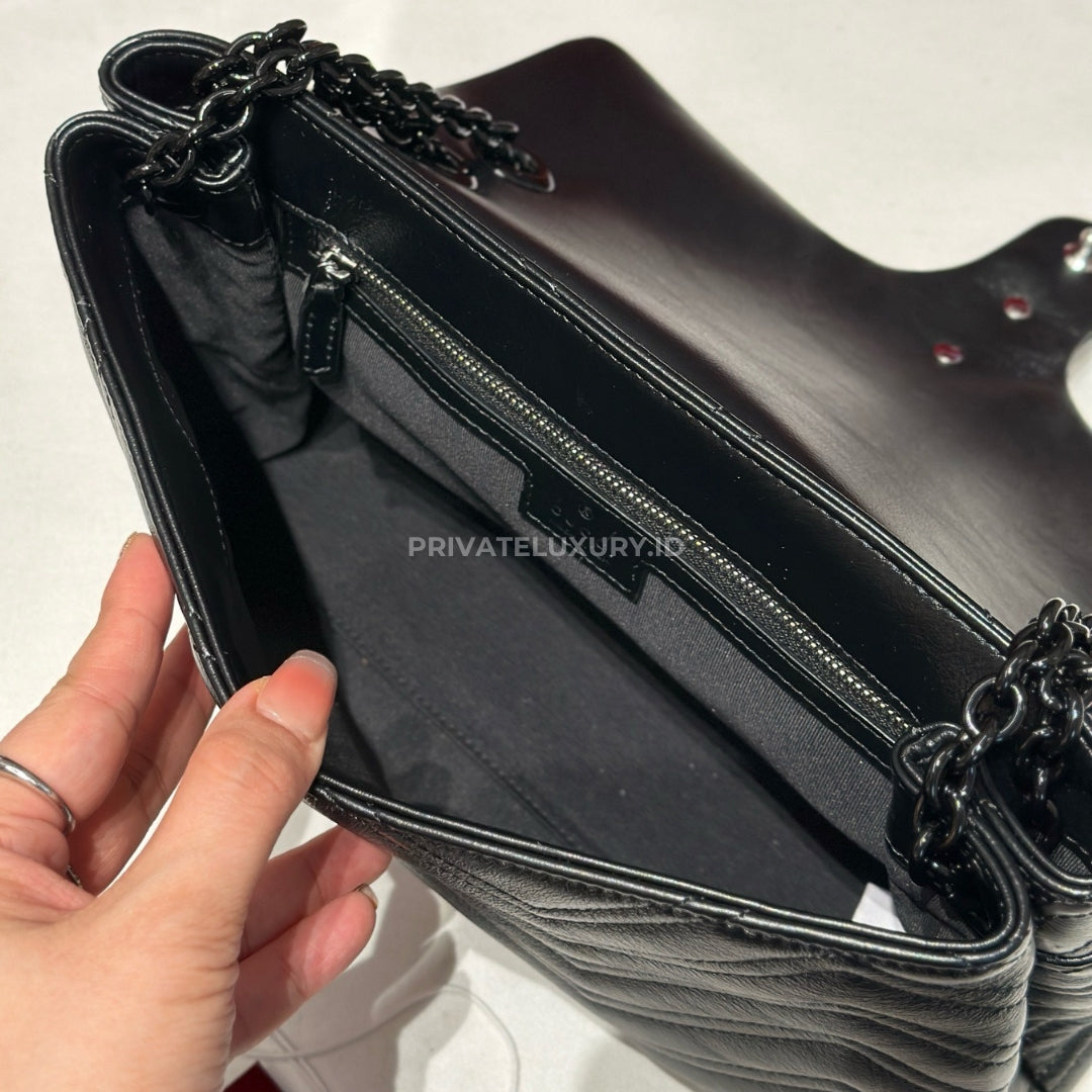 GG Marmont Medium Shoulder Bag