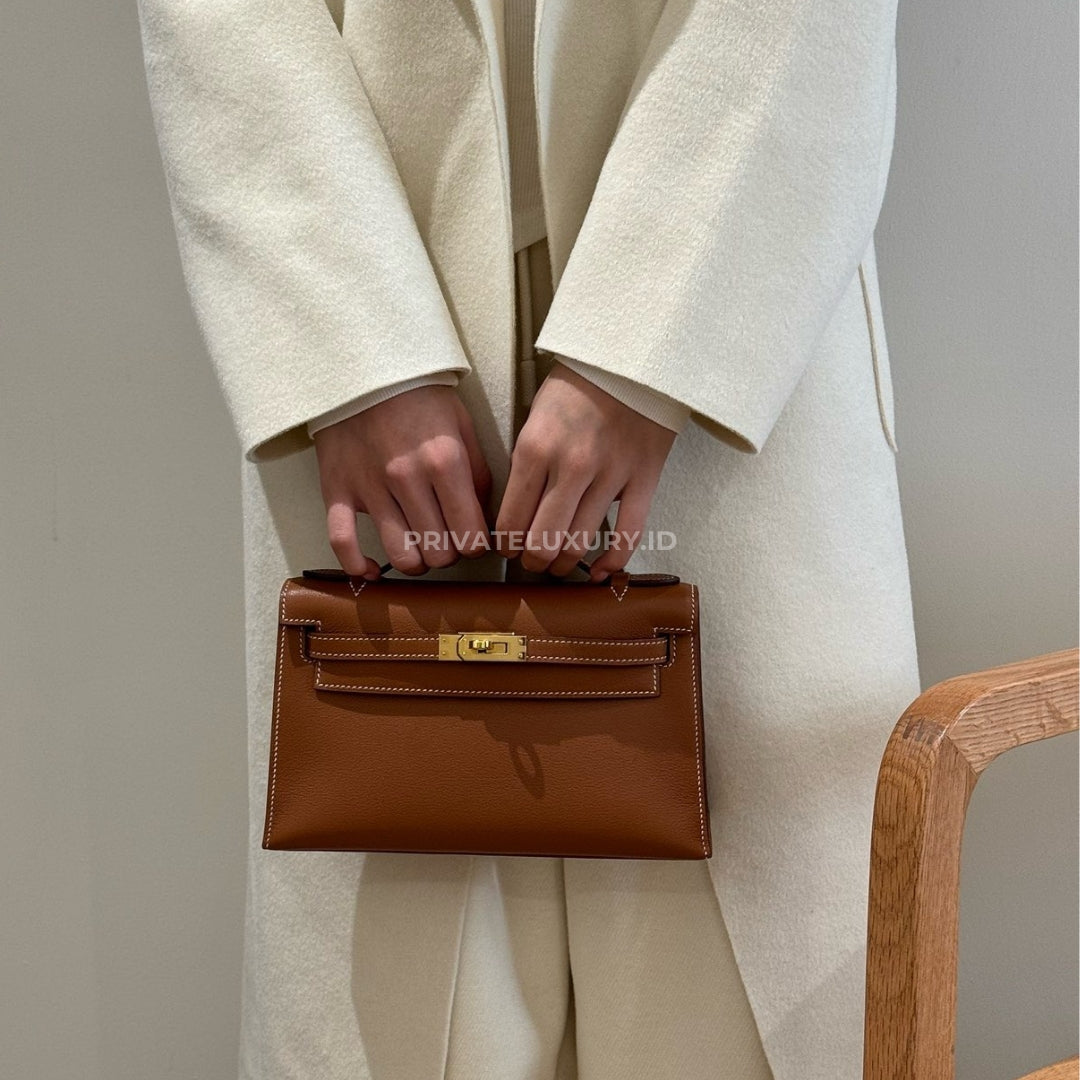 Kelly Pochette