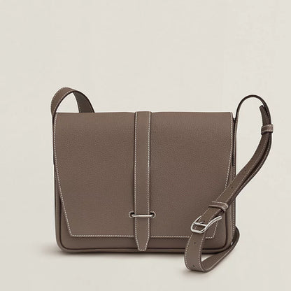 Steve Light Junior Messenger
