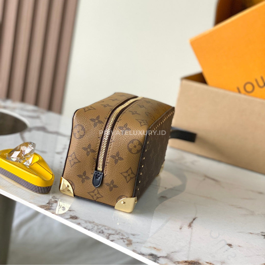 Locker Dopp Kit Trunk