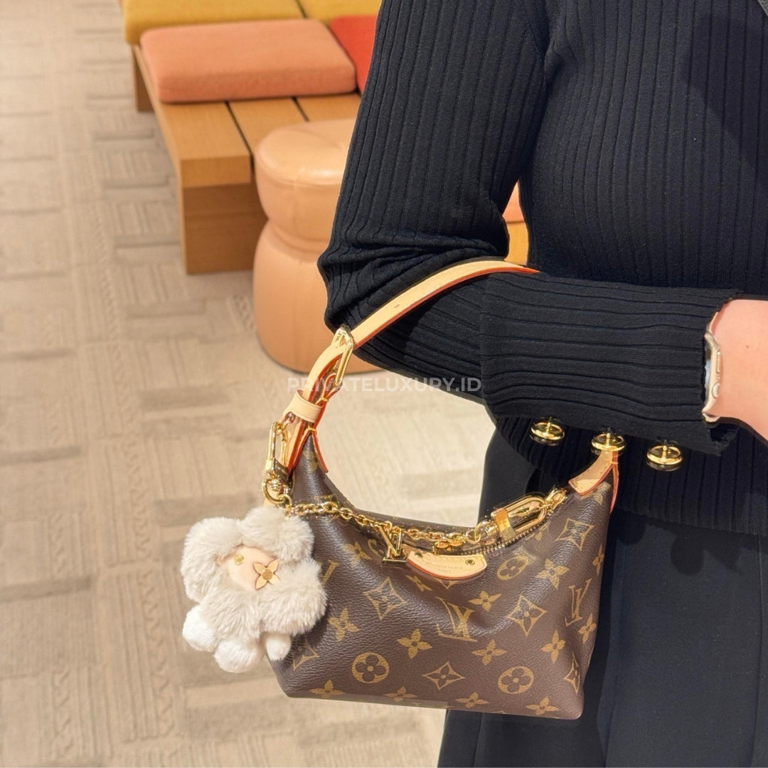 Pochette Hills