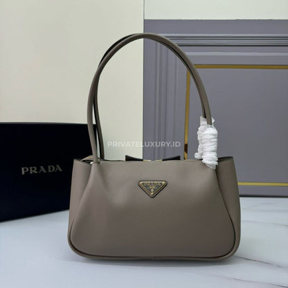 Medium Leather Handbag