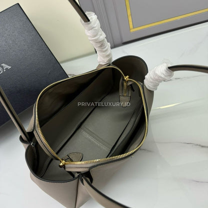 Medium Leather Handbag