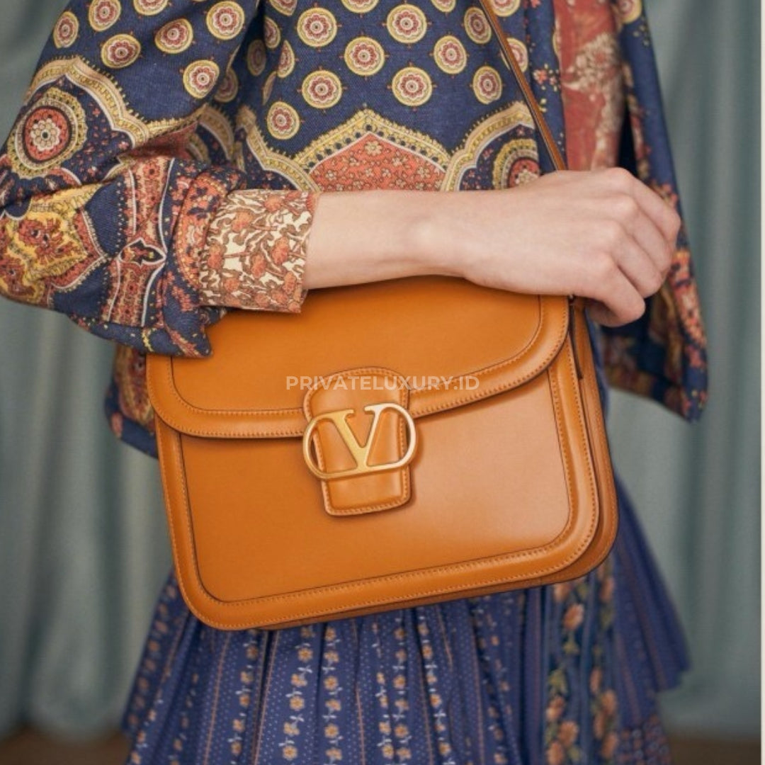 9to5 Smooth Calfskin Shoulder Bag