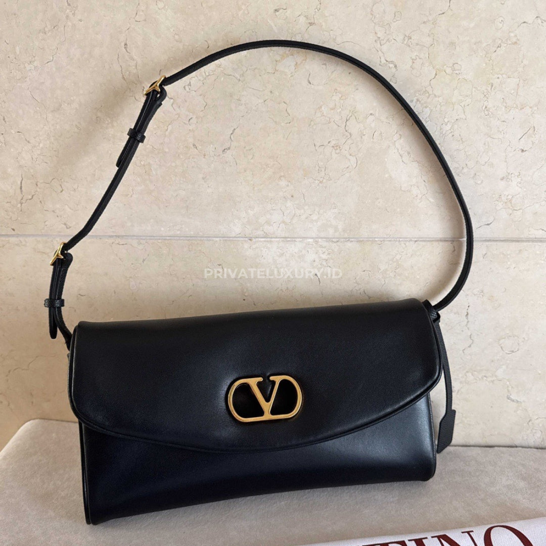 DeVain Small Shoulder Bag