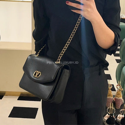 Djuna Medium Chain Bag
