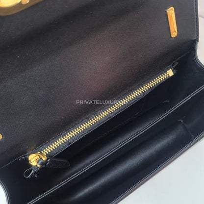 Vain Shoulder Bag